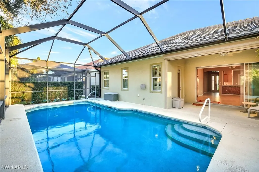 10300 Flat Stone Loop Bonita Springs FL 34135