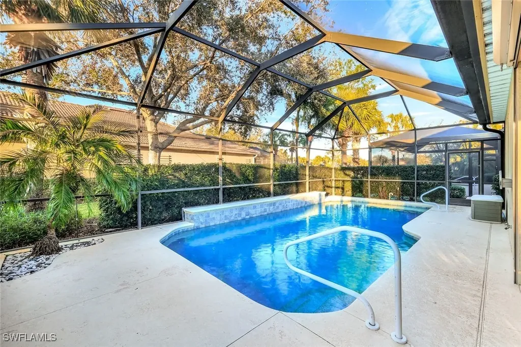 10300 Flat Stone Loop Bonita Springs FL 34135