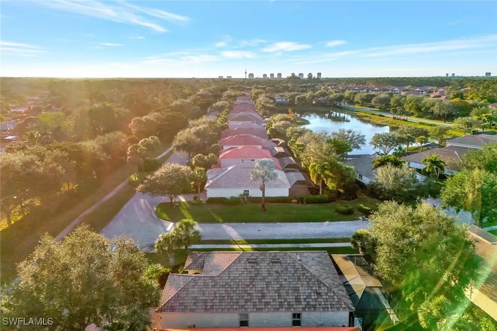 10300 Flat Stone Loop Bonita Springs FL 34135
