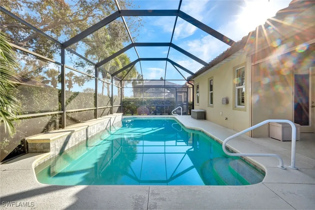 10300 Flat Stone Loop Bonita Springs FL 34135