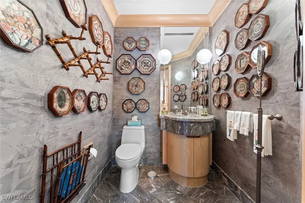 15 Casa Mar Lane Naples FL 34103