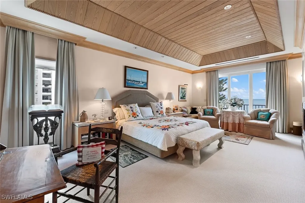 15 Casa Mar Lane Naples FL 34103