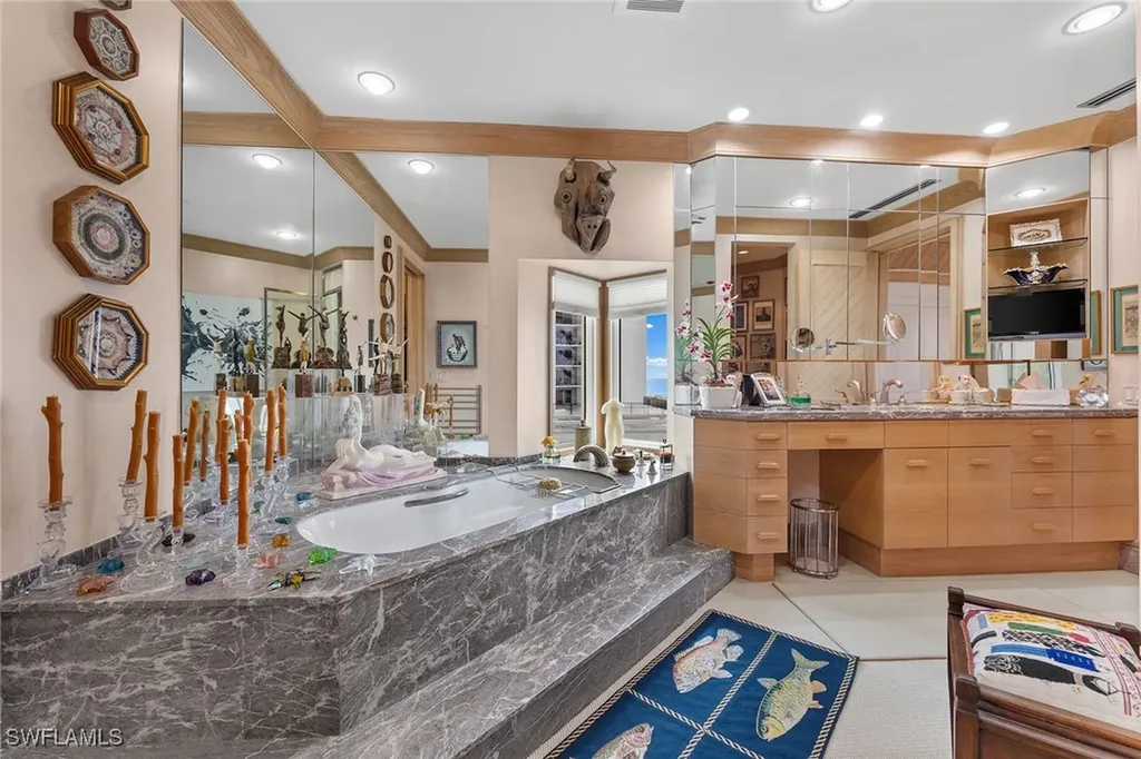 15 Casa Mar Lane Naples FL 34103