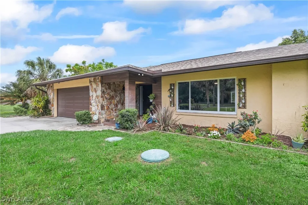 5041 Obannon Road Fort Myers FL 33905