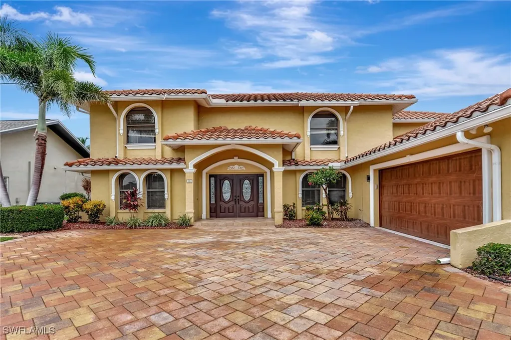 917 SW 54th Lane Cape Coral FL 33914
