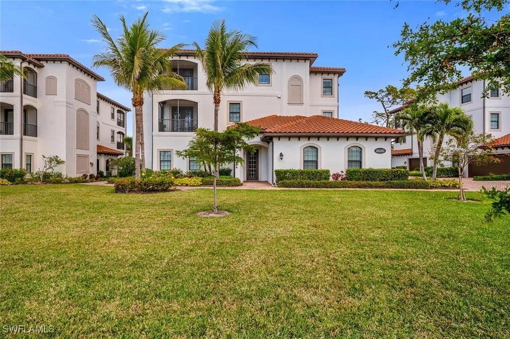 Bonita Springs FL, 4600 Colony Villas Drive, Unit 1303