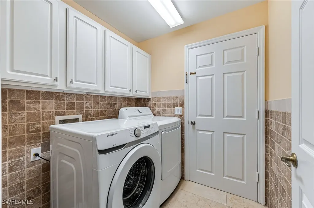 15028 Savannah Drive Naples FL 34119