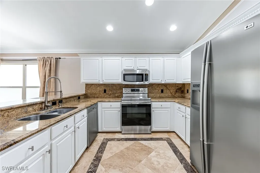 15028 Savannah Drive Naples FL 34119