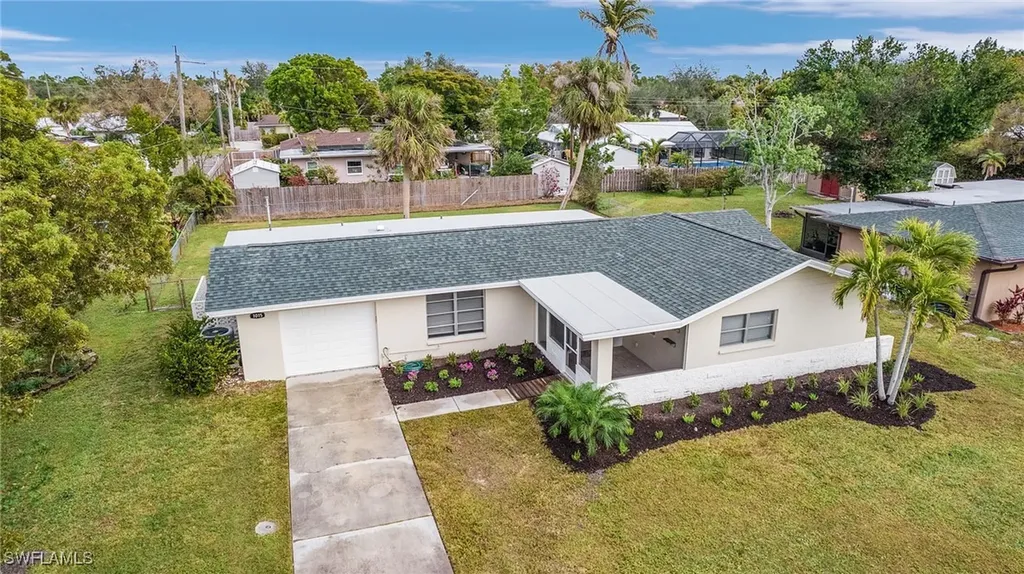 1015 El Mar Avenue Fort Myers FL 33919