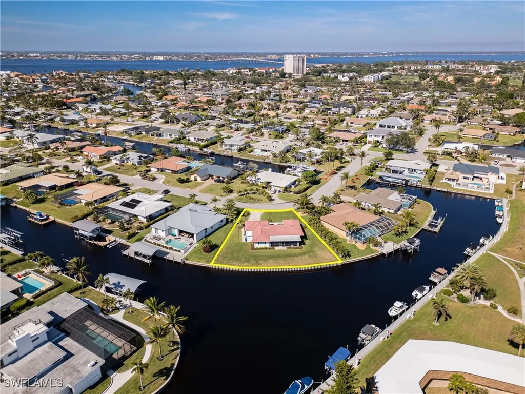1050 Clarellen Drive Fort Myers FL 33919
