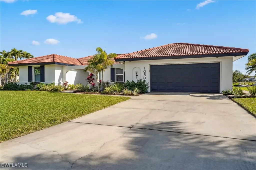 1050 Clarellen Drive Fort Myers FL 33919