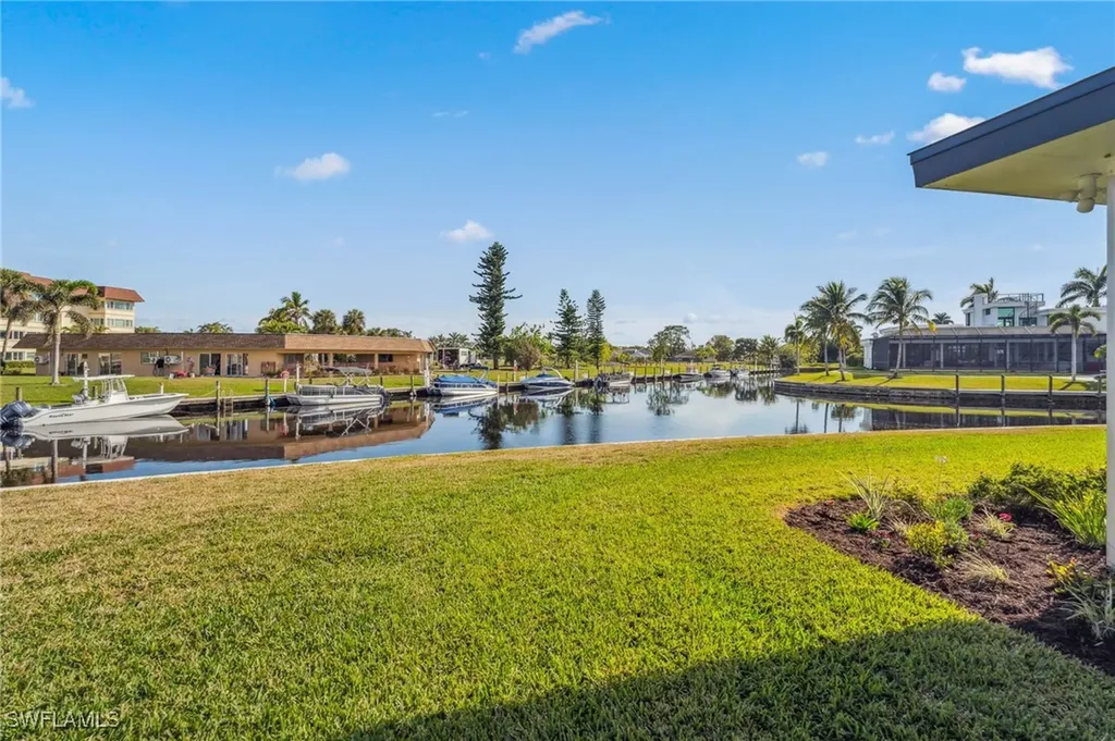 1050 Clarellen Drive Fort Myers FL 33919