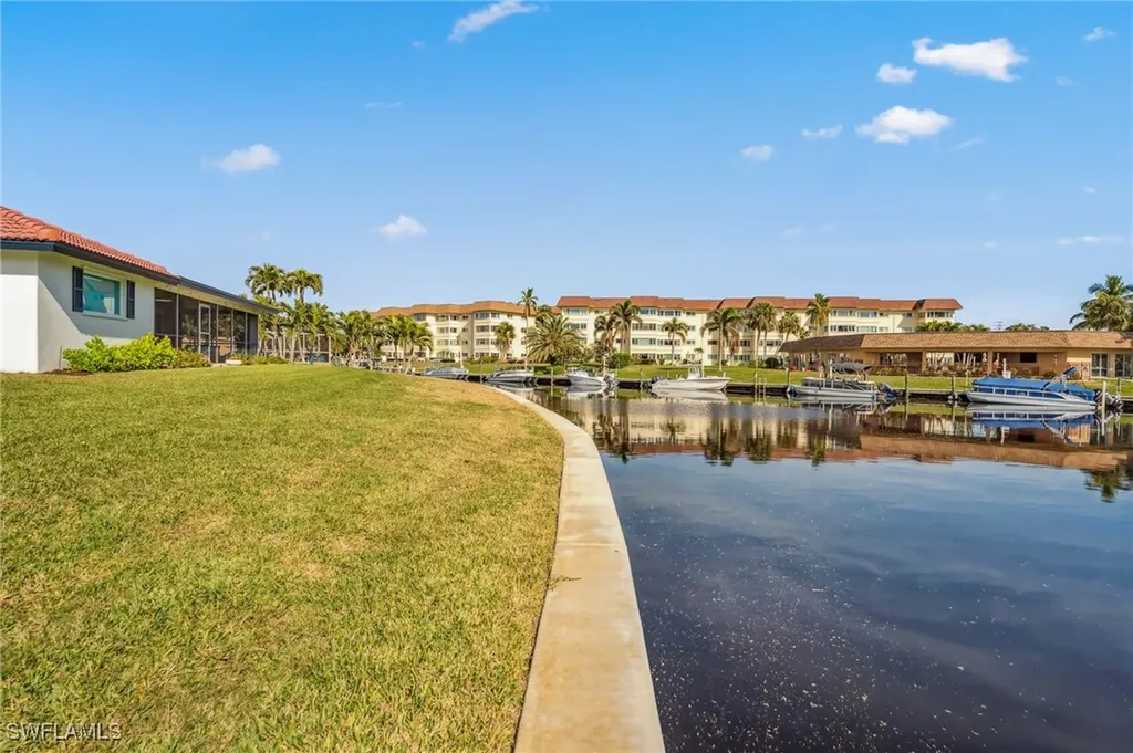 1050 Clarellen Drive Fort Myers FL 33919