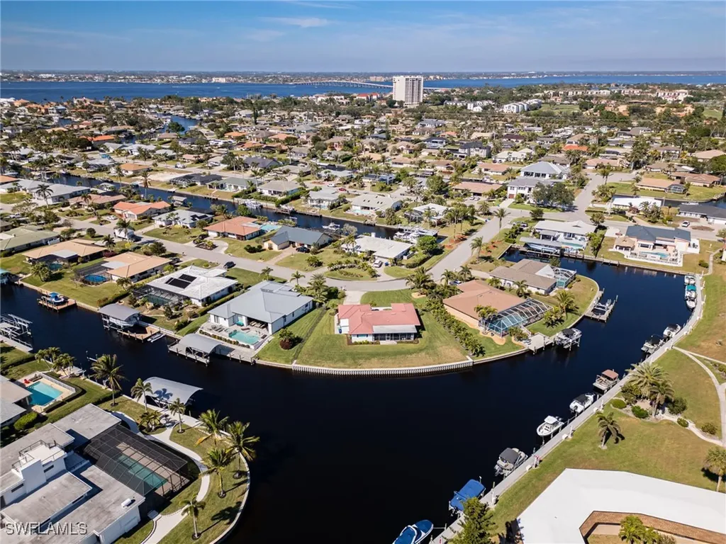 1050 Clarellen Drive Fort Myers FL 33919