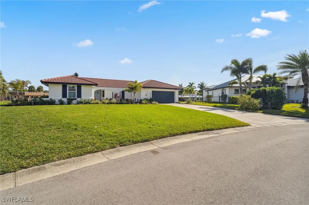 1050 Clarellen Drive Fort Myers FL 33919