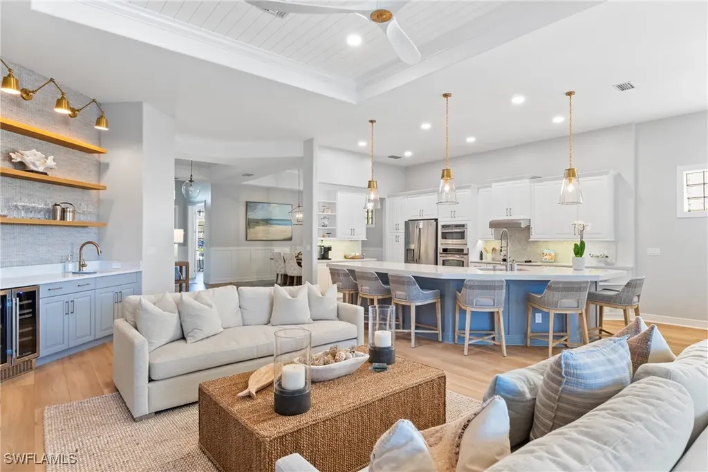 5953 Hammock Isle Circle Naples FL 34119