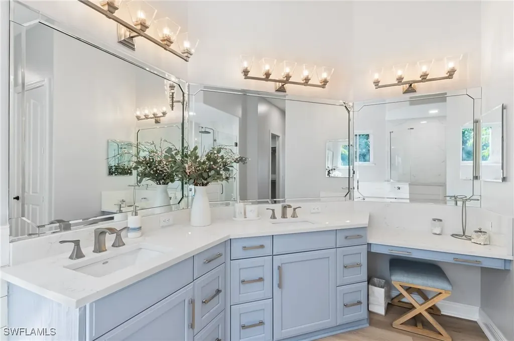5953 Hammock Isle Circle Naples FL 34119