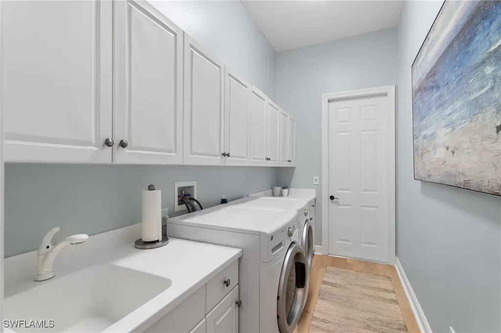 5953 Hammock Isle Circle Naples FL 34119