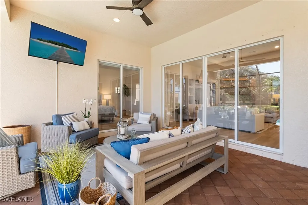 5953 Hammock Isle Circle Naples FL 34119