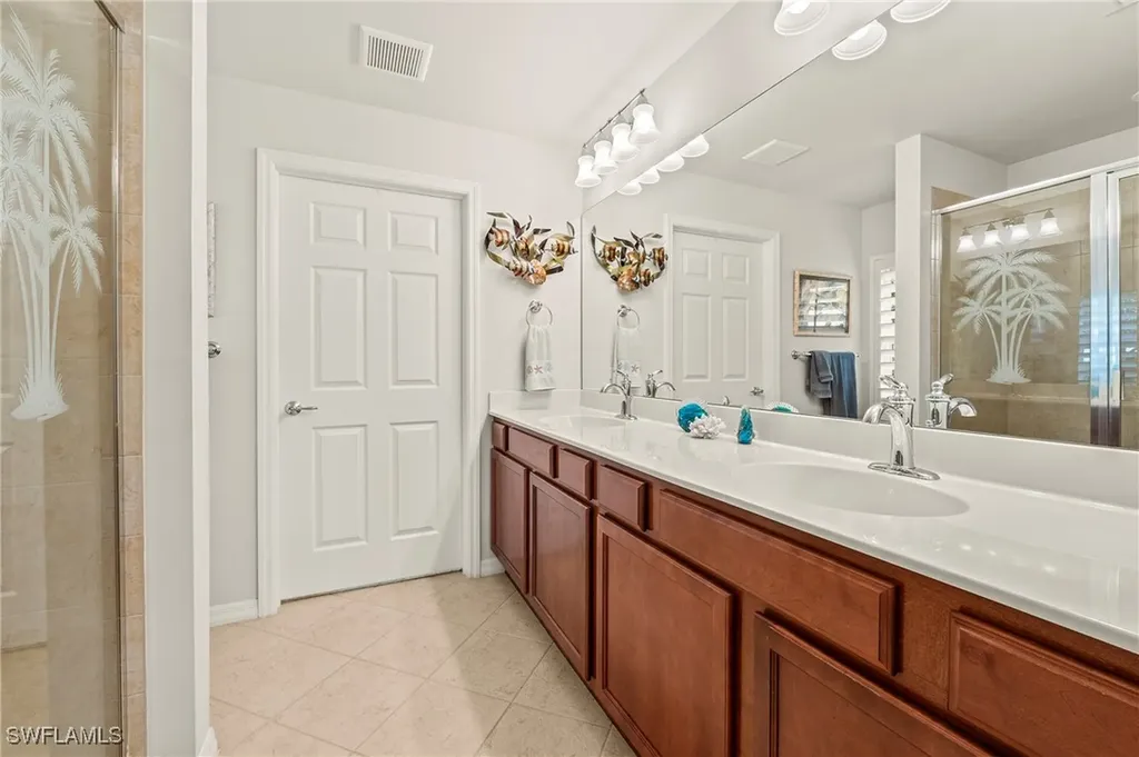 28528 Hammerhead Lane Bonita Springs FL 34135
