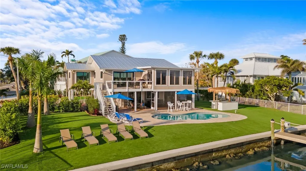 205 Bayview Avenue Fort Myers Beach FL 33931