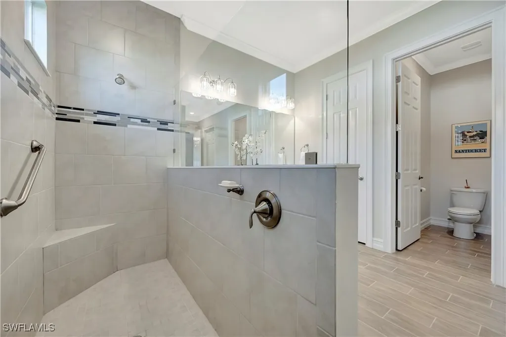 18724 Ensenada Drive Naples FL 34114