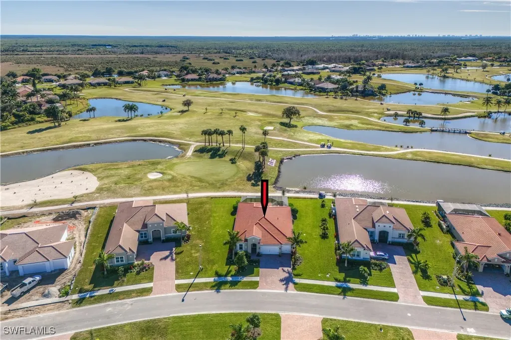 18724 Ensenada Drive Naples FL 34114