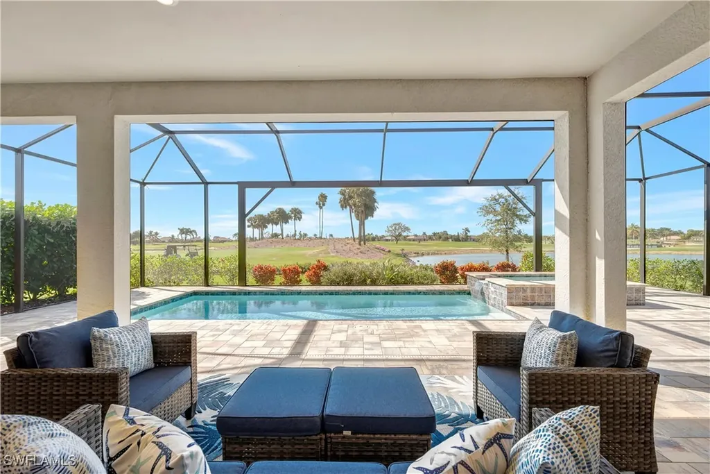 18724 Ensenada Drive Naples FL 34114