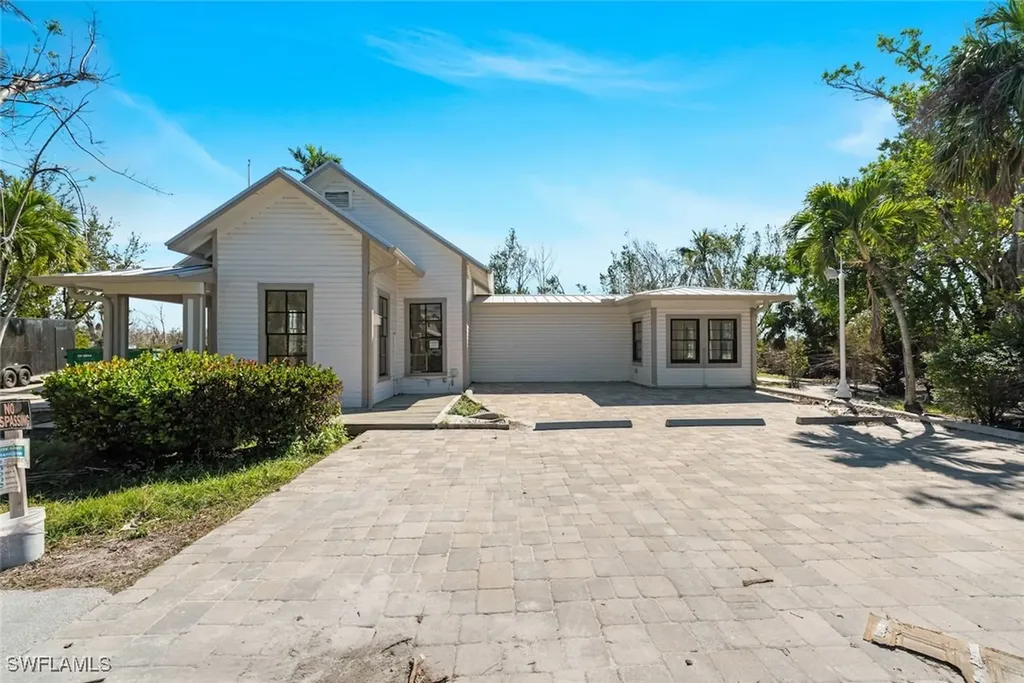 520 Tarpon Bay Road Sanibel FL 33957