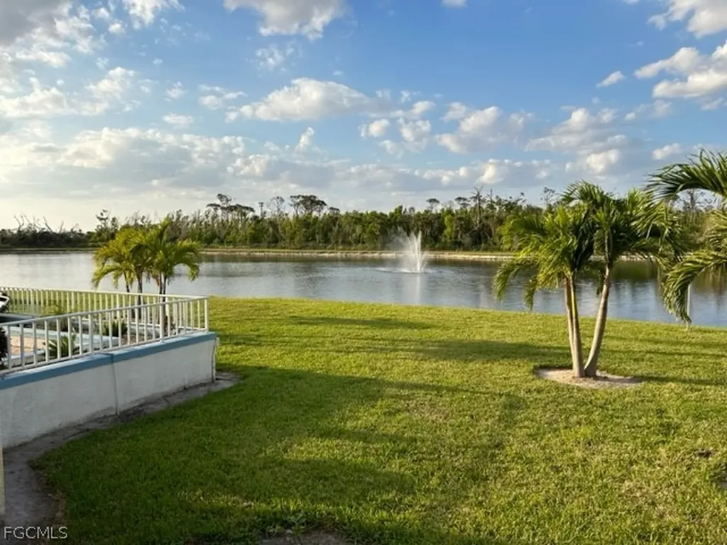 16244 Charleston Avenue Fort Myers FL 33908