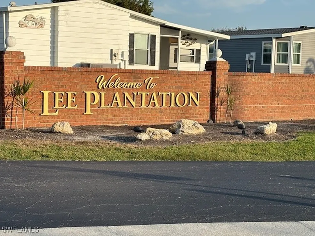 16244 Charleston Avenue Fort Myers FL 33908