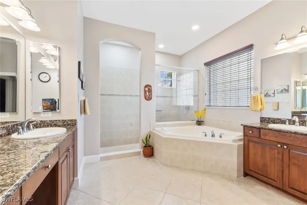 5683 Whispering Willow Way Fort Myers FL 33908