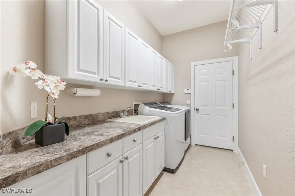 5683 Whispering Willow Way Fort Myers FL 33908