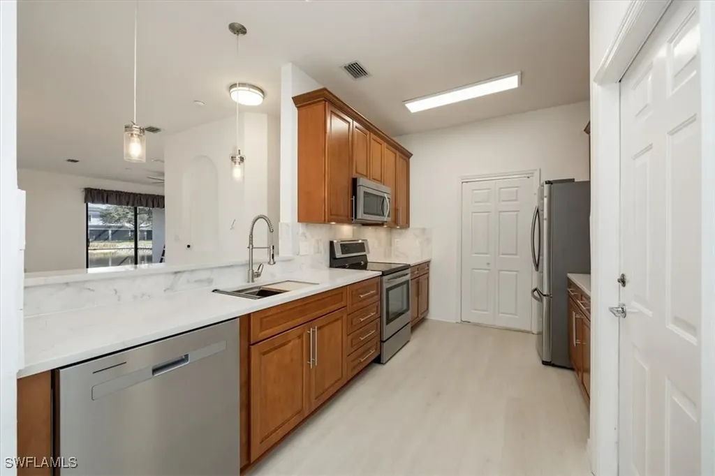 15668 Summit Place Circle Naples FL 34119