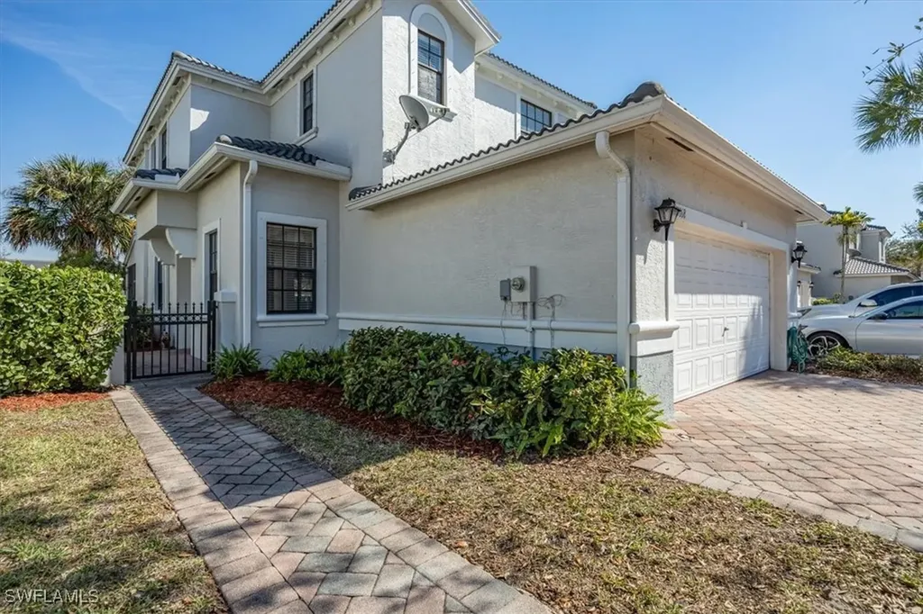 15668 Summit Place Circle Naples FL 34119