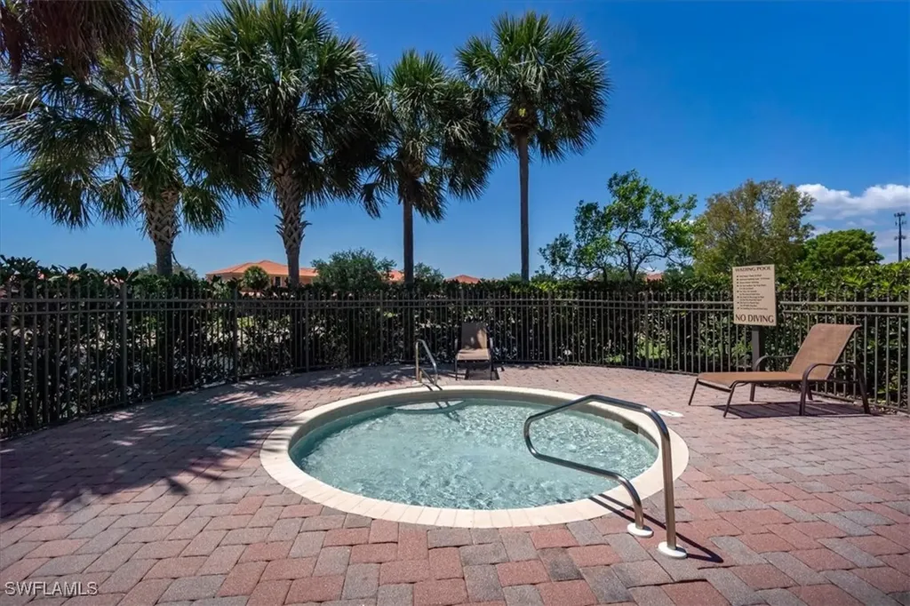 15668 Summit Place Circle Naples FL 34119