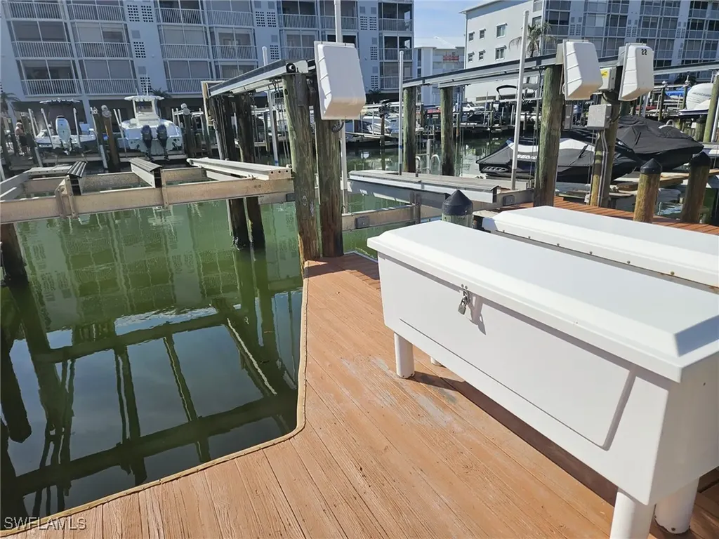 Hibiscus Boat Dock Bay Beach #20 Lane Fort Myers Beach FL 33931