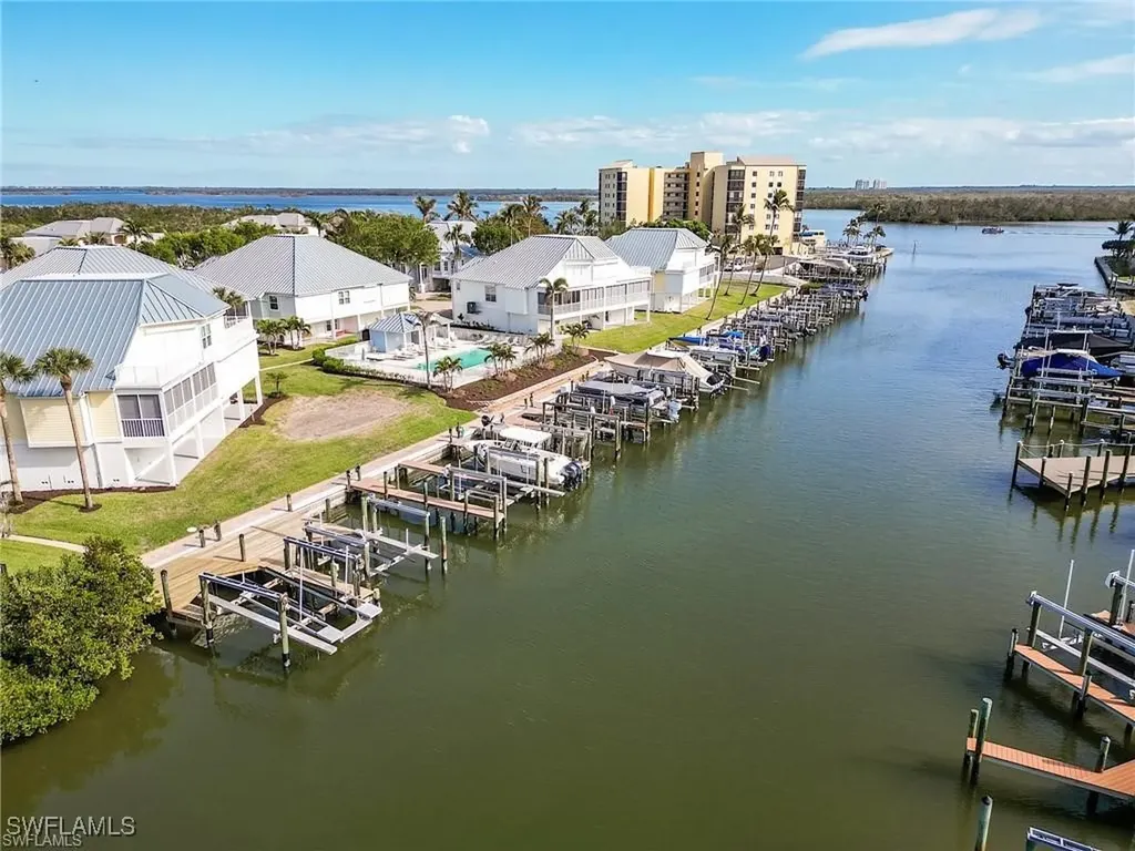 Hibiscus Boat Dock Bay Beach #20 Lane Fort Myers Beach FL 33931