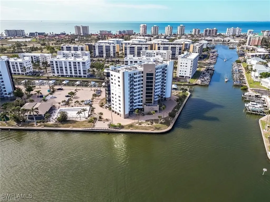 Hibiscus Boat Dock Bay Beach #20 Lane Fort Myers Beach FL 33931