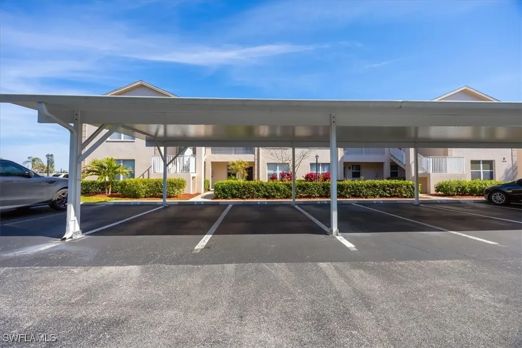 326 Bradstrom Circle Naples FL 34113