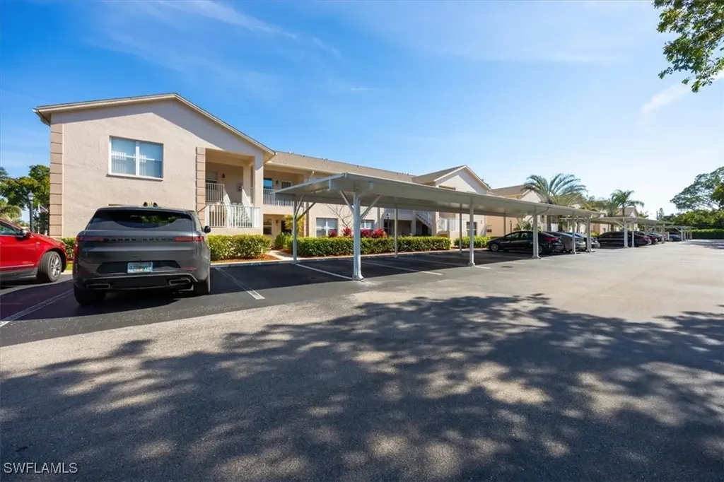 326 Bradstrom Circle Naples FL 34113