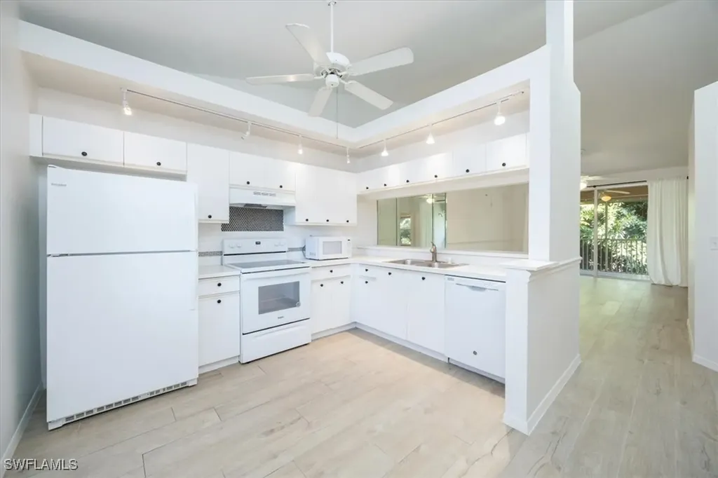 326 Bradstrom Circle Naples FL 34113
