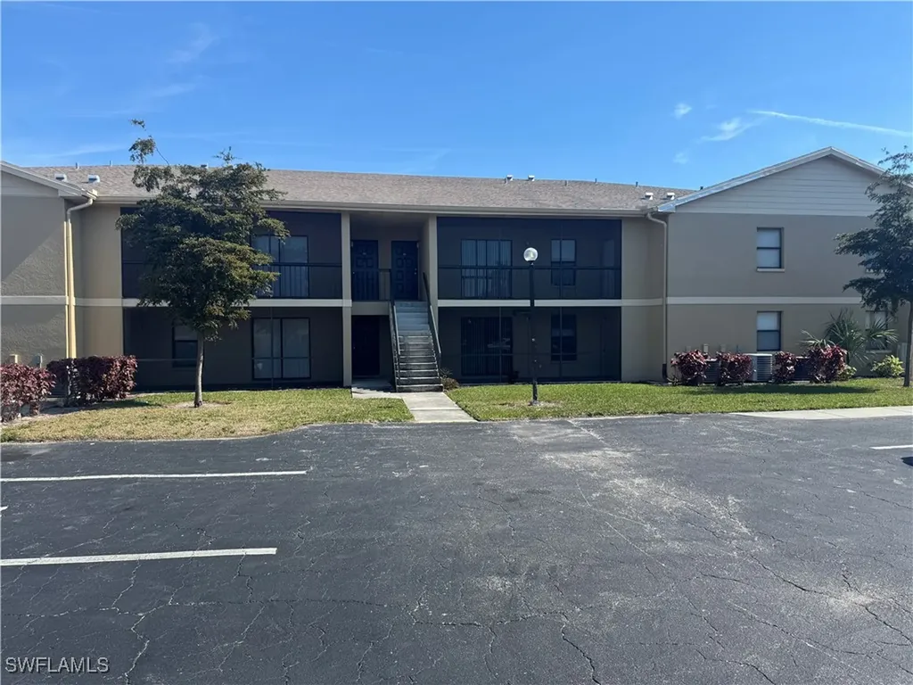 5311 Summerlin Road Fort Myers FL 33919