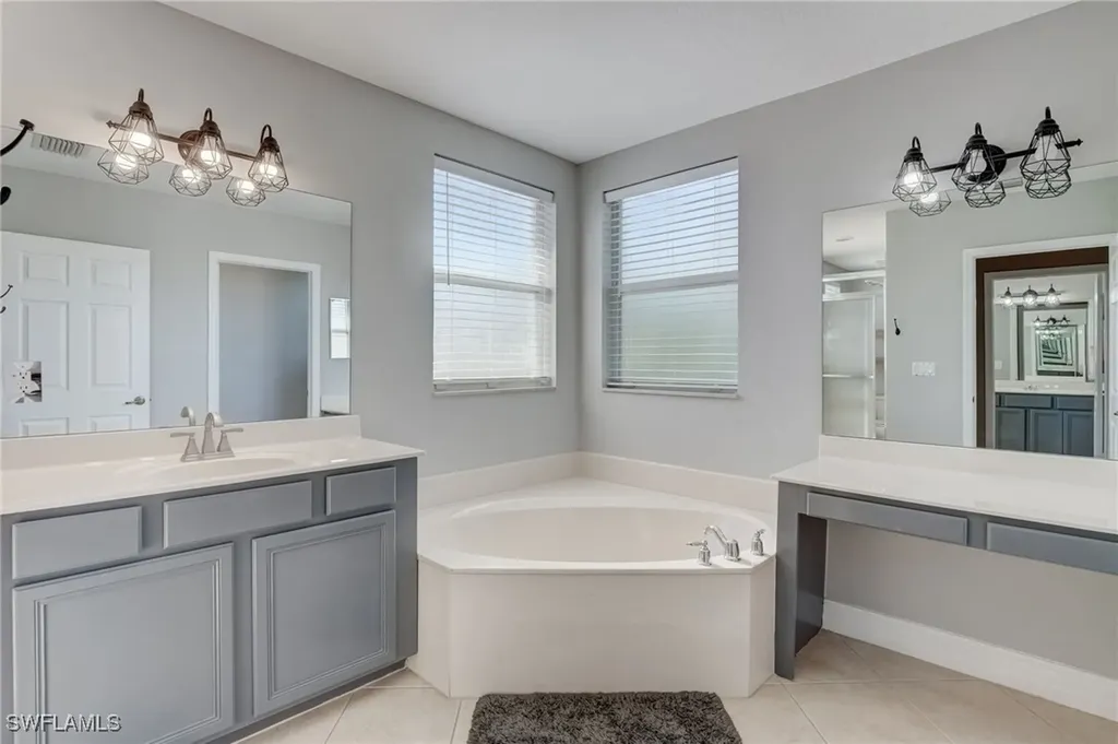 1654 Double Eagle Trail Naples FL 34120