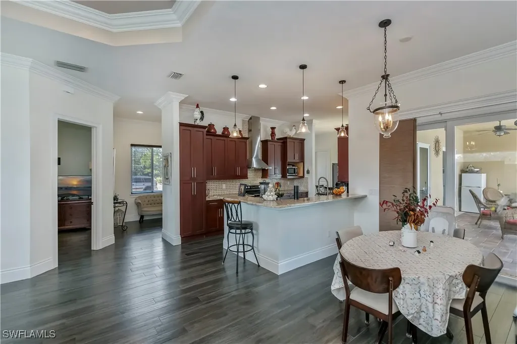 802 Poinsettia Avenue Lehigh Acres FL 33972