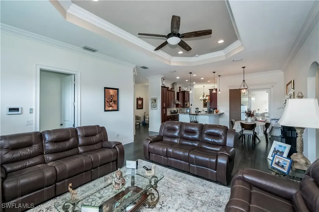 802 Poinsettia Avenue Lehigh Acres FL 33972