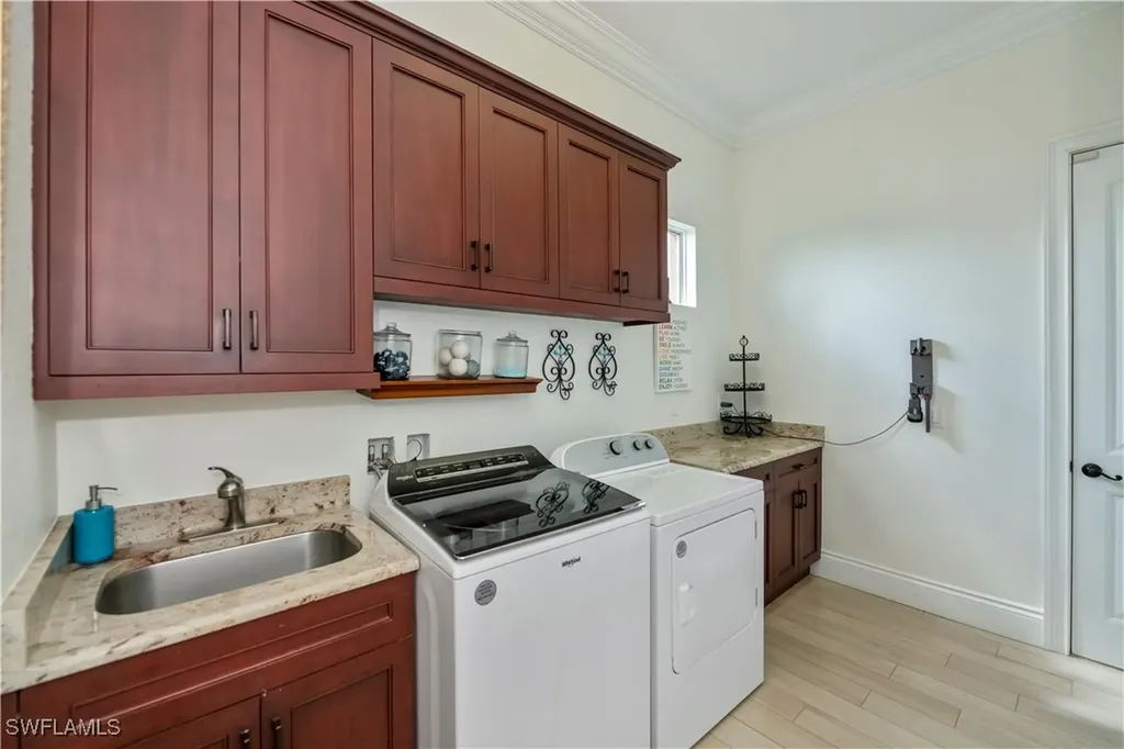 802 Poinsettia Avenue Lehigh Acres FL 33972