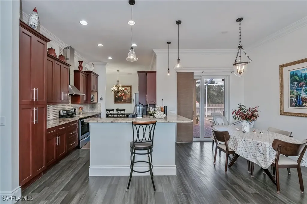 802 Poinsettia Avenue Lehigh Acres FL 33972