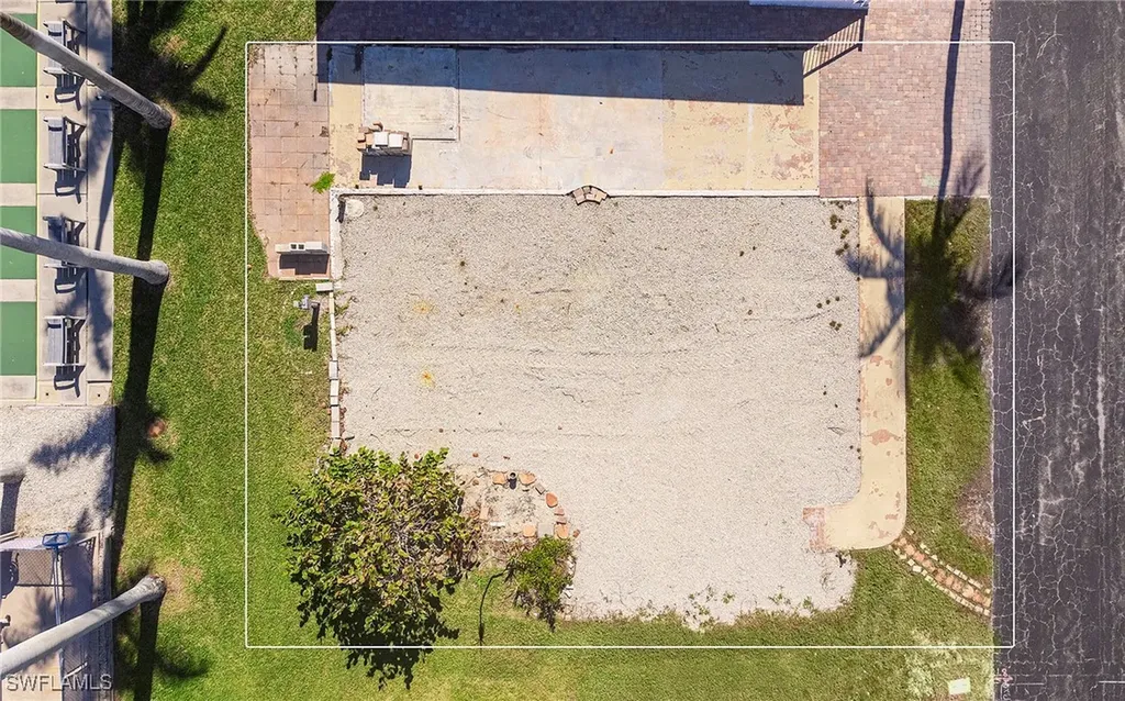 137 Garcia Way Fort Myers Beach FL 33931