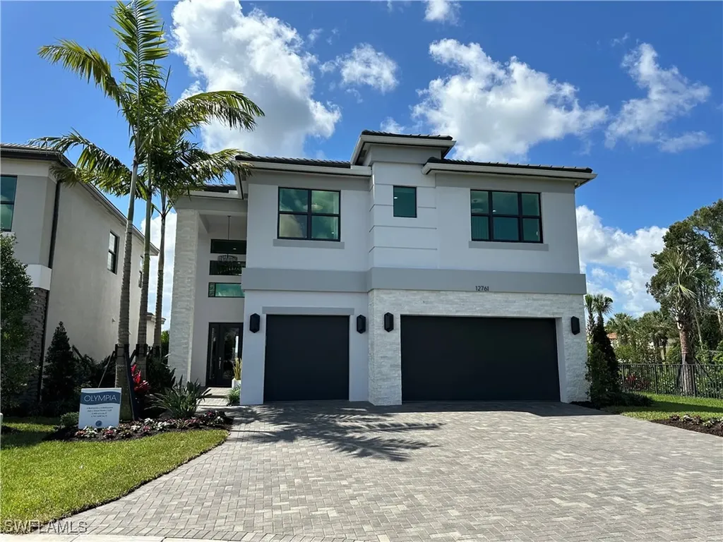 Estero FL, 20402 Fair Oak Lane